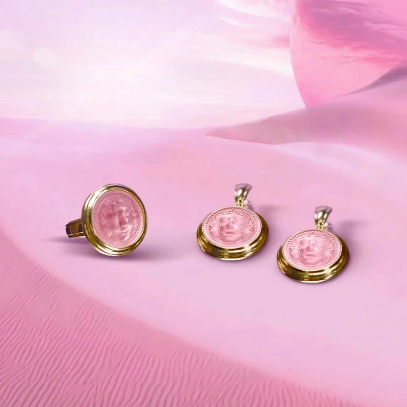 Boucles D’oreilles Aréthuse Rond Lalique 4 Boucles D’oreilles Aréthuse Rond Lalique – Image 2