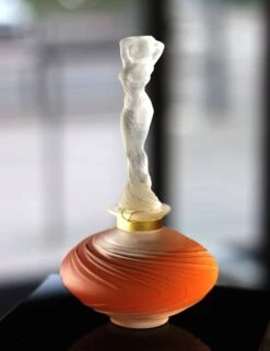 Flacon Collection Cristal « Naïade » Lalique -Magasin De Verrerie À Domicile flacon cristal naiade lalique