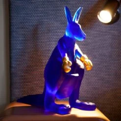 Kangourou Wally De Yves Henry Daum -Magasin De Verrerie À Domicile sculpture cristal Kangourou Wally Yves Henry 3