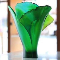Vase Gm Ginkgo Daum -Magasin De Verrerie À Domicile vase ginkgo vert daum gm